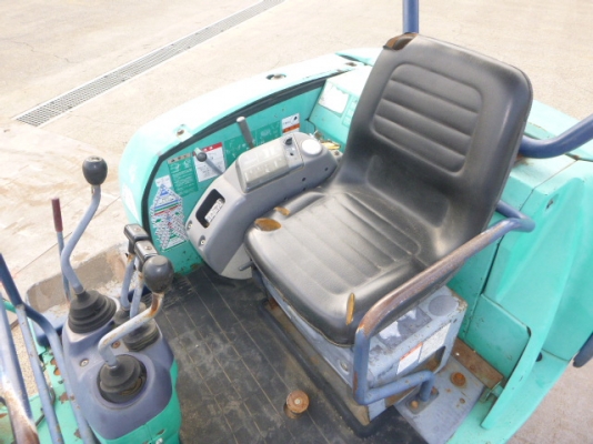 Komatsu PC27R-8 เก่าญี่ปุ่น ใบมีดสไลด์