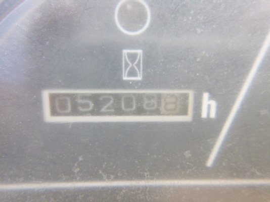 Komatsu PC27R-8 เก่าญี่ปุ่น ใบมีดสไลด์