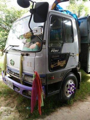 ขาย6ล้อ.ฮีโน่.117เเรง.0984549988