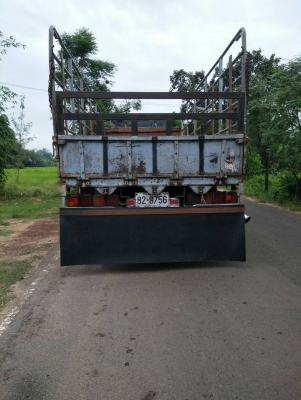 ขาย6ล้อ.ฮีโน่.117เเรง.0984549988