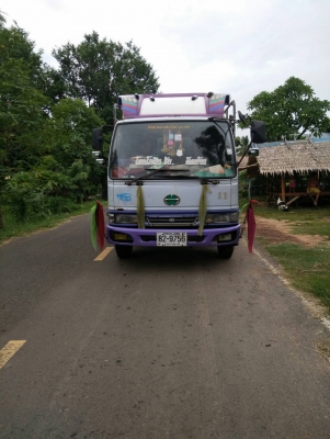 ขาย6ล้อ.ฮีโน่.117เเรง.0984549988