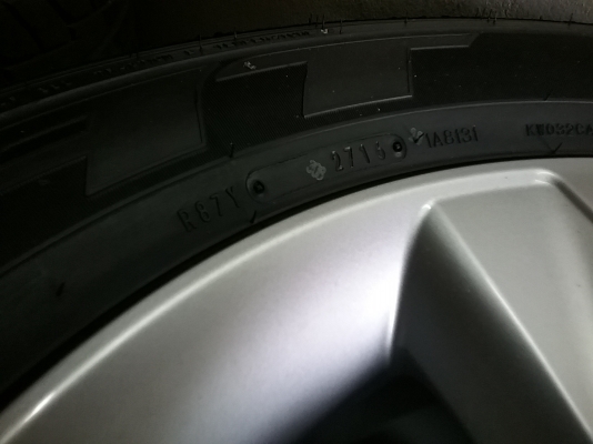 แม็กป้ายแดงรีโว่ลพร้อมยาง265/65/R17 ปี16 สวยจัด