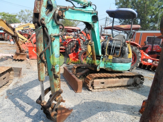 แบคโฮมือ 2 PC30-MR1