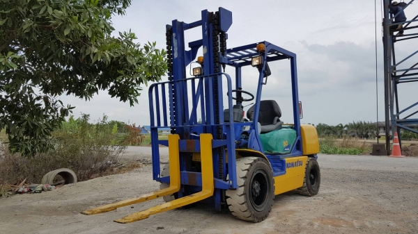 ขายด่วนรถยกKOMATSU FD30-14 ยก30ตันเสาสูง3เมตรรถนอกเพิ่งนำเข้ามายังไม่เคยใช้งานในเมืองไทยเลย=รุ่นใหม่ขายถูกๆๆ ขายด่วนรถยกKOMATSU FD30-14 ยก30ตันเสาสูง3เมตรรถนอกเพิ่งนำเข้ามายังไม่เคยใช้งานในเมืองไทยเลย=รุ่นใหม่ขายถูกๆๆ