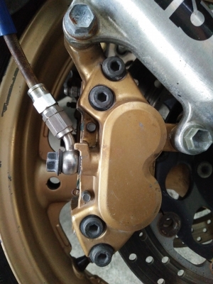 ปั๊มล่าง เบรก sumitomo 4 pot