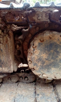 ขายรถขุดแบ็คโค ฮิตาชิ EX200-2 ปั๊มK3V โซ่ใหม่ช่วงล่างเต็ม ไฟฟ้ามี บูมสวย เครื่องเดิมพร้อมลงงาน