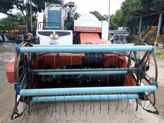 ขายรถเกี่ยวข้าวคูโบต้าDC 60 พลัช เล่มพร้อม ขายรถเกี่ยวข้าวคูโบต้าDC 60 พลัช เล่มพร้อม