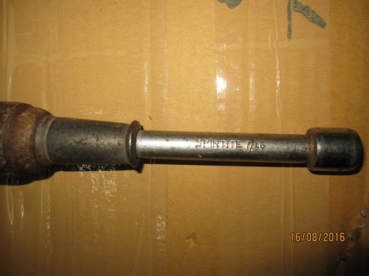 (ลดราคา) ไขควงบ๊อคด้ามไม้งานเก่า ของ USA. (ขายมัดรวม 3 อัน)