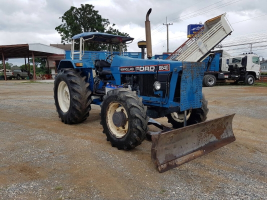 ขาย รถไถ่ FORD NEW HOLLAND 6640