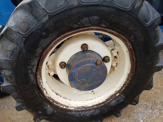 ขาย รถไถ่ FORD NEW HOLLAND 6640