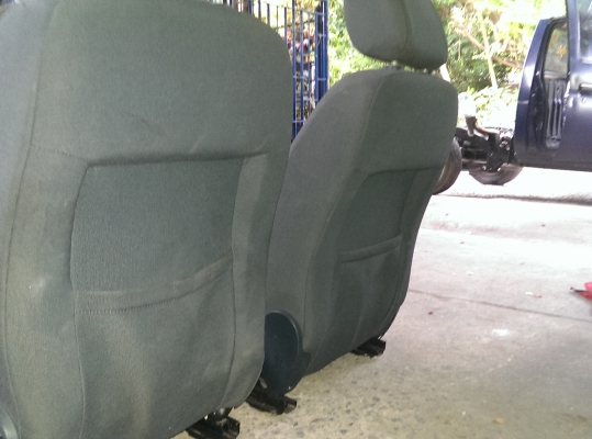 ขายเบาะคู่หน้าของฟอดแท้ครับ
