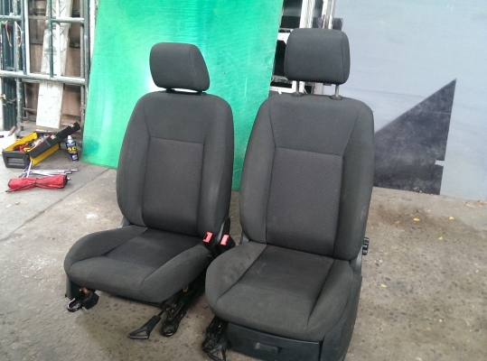 ขายเบาะคู่หน้าของฟอดแท้ครับ
