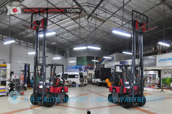 ขายรถโฟล์คลิฟท์มือสองNISSAN รุ่น UJ02-111746 ราคา 195,000 บาท นำเข้าจากประเทศญี่ปุ่น 100\% ไม่เคยใช้งานในไทย