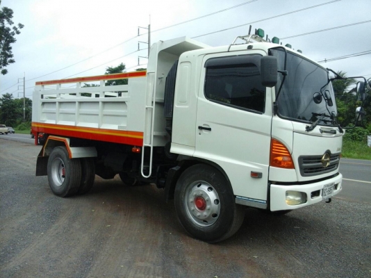 ขายรถบรรทุกหกล้อดัมพ์ HINO MEGA FG เครื่อง 212 แรง กระบะดัมพ์ช่วงยาว 4 เมตร ทะเบียนพร้อม ขายรถบรรทุกหกล้อดัมพ์ HINO MEGA FG เครื่อง 212 แรง กระบะดัมพ์ช่วงยาว 4 เมตร ทะเบียนพร้อม