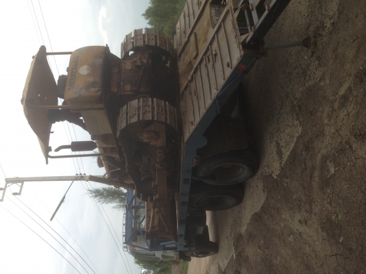 รถแทรกเตอร์ CAR D4D