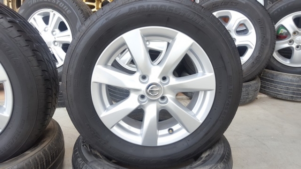 ขายล้อNISSAN ALMERA VL ยางปี 4015 4 ล้อ