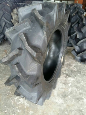 ยางรถไถ13/6/26และอีกหลายขนาดคับ