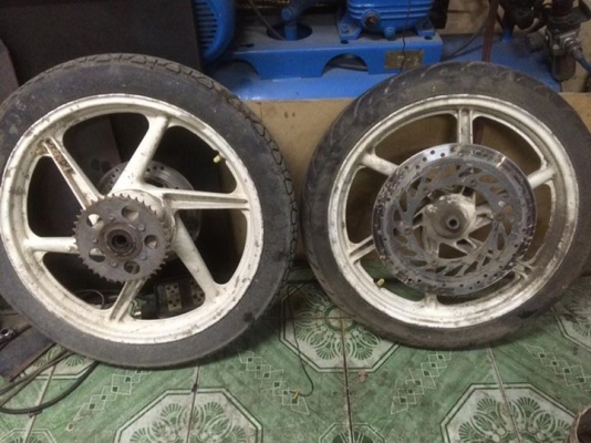 ปรับลดครับเหลือ 2000ขายเครื่อง NSR150 เครื่องปกติและล้อแม็ก