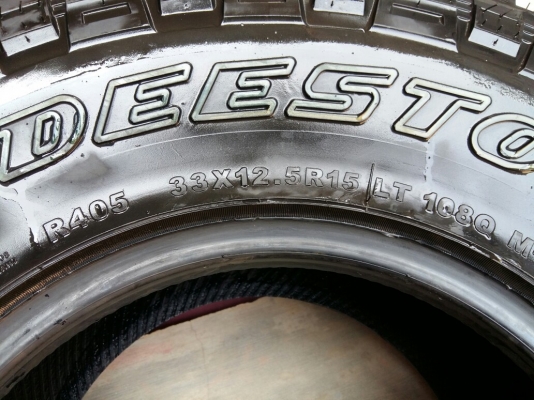 ขาย ยางmud 33x12.5 R15
