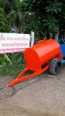 ขาย เทนเลอร์ ถังน้ำ600ลิตร 2ตัว มีปีก ฉีดยาพร้อมตัวละ8000