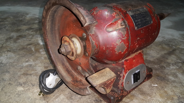 ขายหินเจียรมอเตอร์ ยี่ห้อ yokohama ขนาด 1/4 แรง ( ขอบคุณ ช่างแอร์ จากสุพรรณ มารับของถึงที่ฟาร์ม)