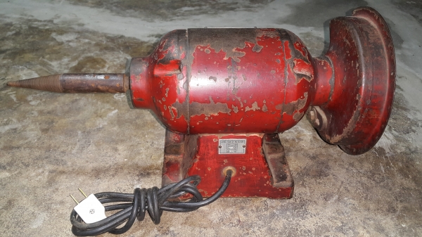 ขายหินเจียรมอเตอร์ ยี่ห้อ yokohama ขนาด 1/4 แรง ( ขอบคุณ ช่างแอร์ จากสุพรรณ มารับของถึงที่ฟาร์ม)