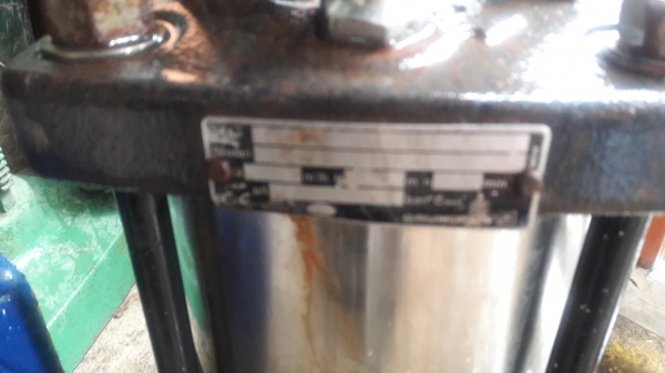 ขาย !! ปั้มน้ำสเตท.กุนด์ฟรอส ขนาด2แรง380v.สภาพพร้อมใช้งาน