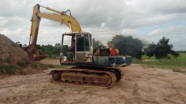 โคมัตสุ 150 - 3 เครื่องดี ปั๊มดี เอวแน่นใบแทรคครบโซ่หนาลอนเลอร์ครบทำงานเร็วไม่โหลด