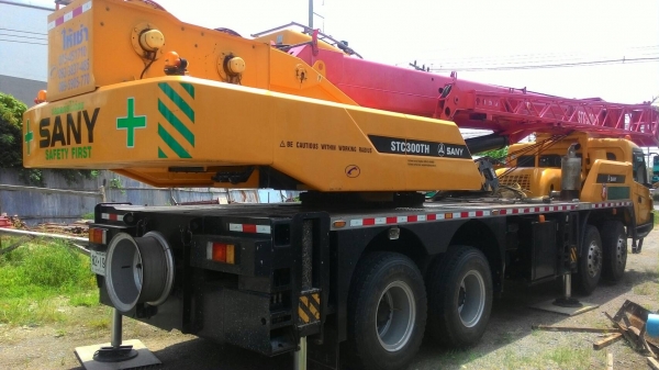 ขายรถเครนSANY STC300T ขนาด30ตัน ขายรถเครนSANY STC300T ขนาด30ตัน