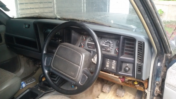 ขายซาก JEEP CHEROKEE 2.5 4WD