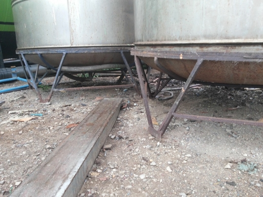 ขายถังน้ำสแตนเลสขนาด 4000 ลิตรสภาพสวย ขายถังน้ำสแตนเลสขนาด 4000 ลิตรสภาพสวย