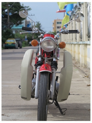 Honda CD125E ทะเบียนเล่มเขียวไม่ขาดต่อ2560