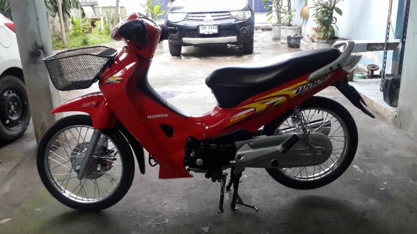 ขายเวฟ125s สตาร์ทเท้า สภาพกิ๊ป