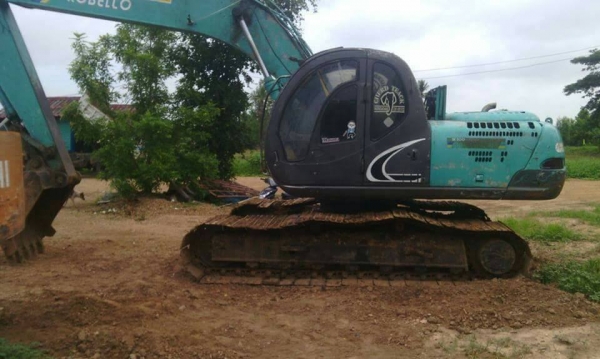 ขายรถแบคโค SK200-5 มาร์คไฟว์ รถสวยสภาพพร้อมใช้งาน เอกสารเล่มทะเบียนพร้อมโอน ราคา500,000 สนใจโทร 090-8588220คุณนะ 093-3258446คุณบิว หรือเข้าดูสินค้าอื่นๆได้ที่ www.narong2truck.com หรือ www.truck.in.th/498 หรือเพจFacebook ณรงค์ ซื้อขายรถมือสอง (เว็บไซต์ส่ว