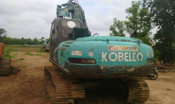 ขายรถแบคโค SK200-5 มาร์คไฟว์ รถสวยสภาพพร้อมใช้งาน เอกสารเล่มทะเบียนพร้อมโอน ราคา500,000 สนใจโทร 090-8588220คุณนะ 093-3258446คุณบิว หรือเข้าดูสินค้าอื่นๆได้ที่ www.narong2truck.com หรือ www.truck.in.th/498 หรือเพจFacebook ณรงค์ ซื้อขายรถมือสอง (เว็บไซต์ส่ว