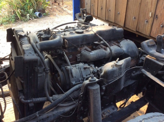 NKR  110 แรง  ปี 40  รถสวย สภาพ พร้อมใช้งาน ราคา  280,000 บาท