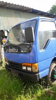 NKR  110 แรง  ปี 40  รถสวย สภาพ พร้อมใช้งาน ราคา  280,000 บาท