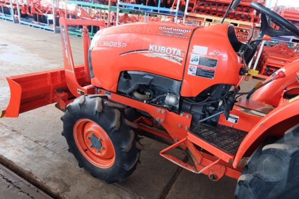 รถไถรุ่น L3608SP ใบมีด + ผาน 1 ตัว ดาวน์ 15,000 บาท โทร089-0111624