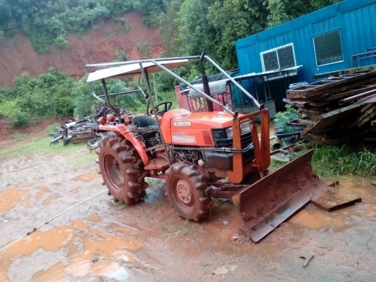 รถไถ KUBOTA.  ( คูโบต้า ) 3408.    สนใจติดต่อ  081 - 6079515