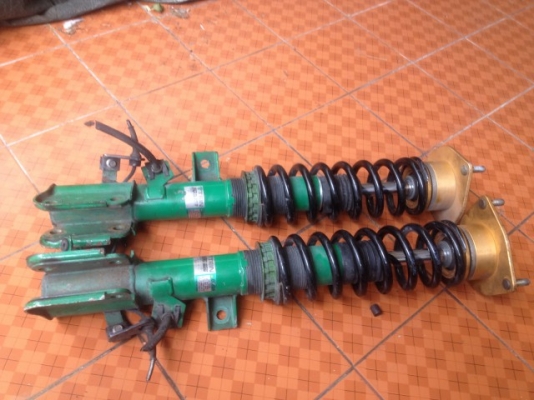 โช้คปรับเกลียว TEIN ของ NISSANไม่ทราบรุ่นมีปรับหนืดเก่าญี่ปุ่นเเท้สภาพสวยคู่ละ