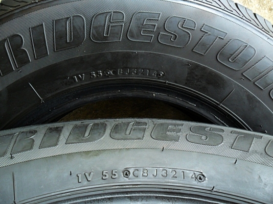 ยางกระบะขอบ15 บริดสโตน195 R15 ลงพื้นปี15 (4เส้น3,200)