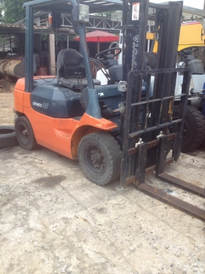 ขาย โฟร์คลิฟ TOYOTA 7FD25
