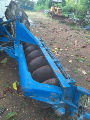 FORD 5000T-1. รถสวยๆพร้อมใช้สุดๆๆ อุปกรณดันหน้า ผานหลัง FORD 5000T-1. รถสวยๆพร้อมใช้สุดๆๆ อุปกรณดันหน้า ผานหลัง