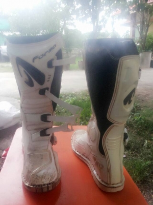 บูท forma terrian evo