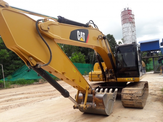 ขายCAT 320 D สเปกญี่ปุ่น แท้ๆ มี3ตัว ชั่วโมง ตั้งแต่7000-10000 รถสวย พร้อมใช้งาน ช่วงล่าง เต็มเอว  รถบ้านซื้อป้ายแดงเมโท  เจ้าของขายเองครับ  เช็คศูนย์ตลอด