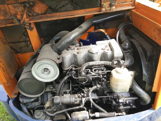 ขายรถแบคโฮเล็ก สวยๆพร้อมใช้งาน HITACHI EX30UR ราคาเบาๆ