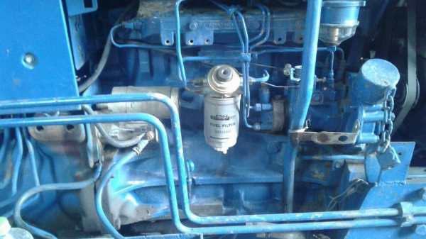 Ford 6640  เพลาเดียว เครื่องเกียร์ดี ปั้มดีพร้อมอุปกรณ์ใบดันผานหลัง พร้อมใช้