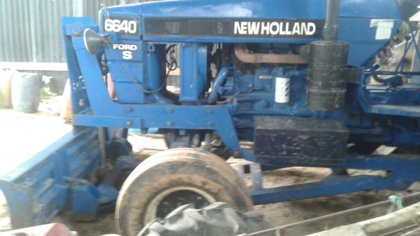 Ford 6640  เพลาเดียว เครื่องเกียร์ดี ปั้มดีพร้อมอุปกรณ์ใบดันผานหลัง พร้อมใช้