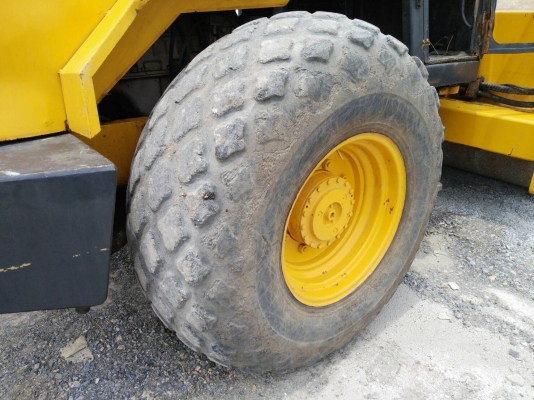 ขาย 785,000 รถบด DYNAPAC ca 30 D 2 เพลาล้อเรียบ สั่นสะเทือน เครื่องดี เกียร์แรง เล่มทะเบียน รถสวยพร้อมใช้เอกสารพร้อมโอน 090-772-3710 090-772-3708