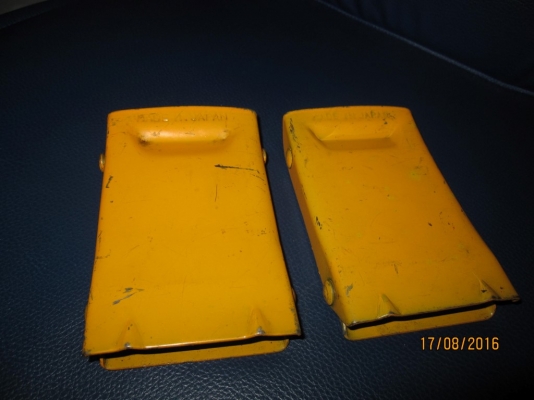 หนุนล้อไม่ให้รถไหล Made in Japan สีเหลืองเหล็กหนาแข็งแรง